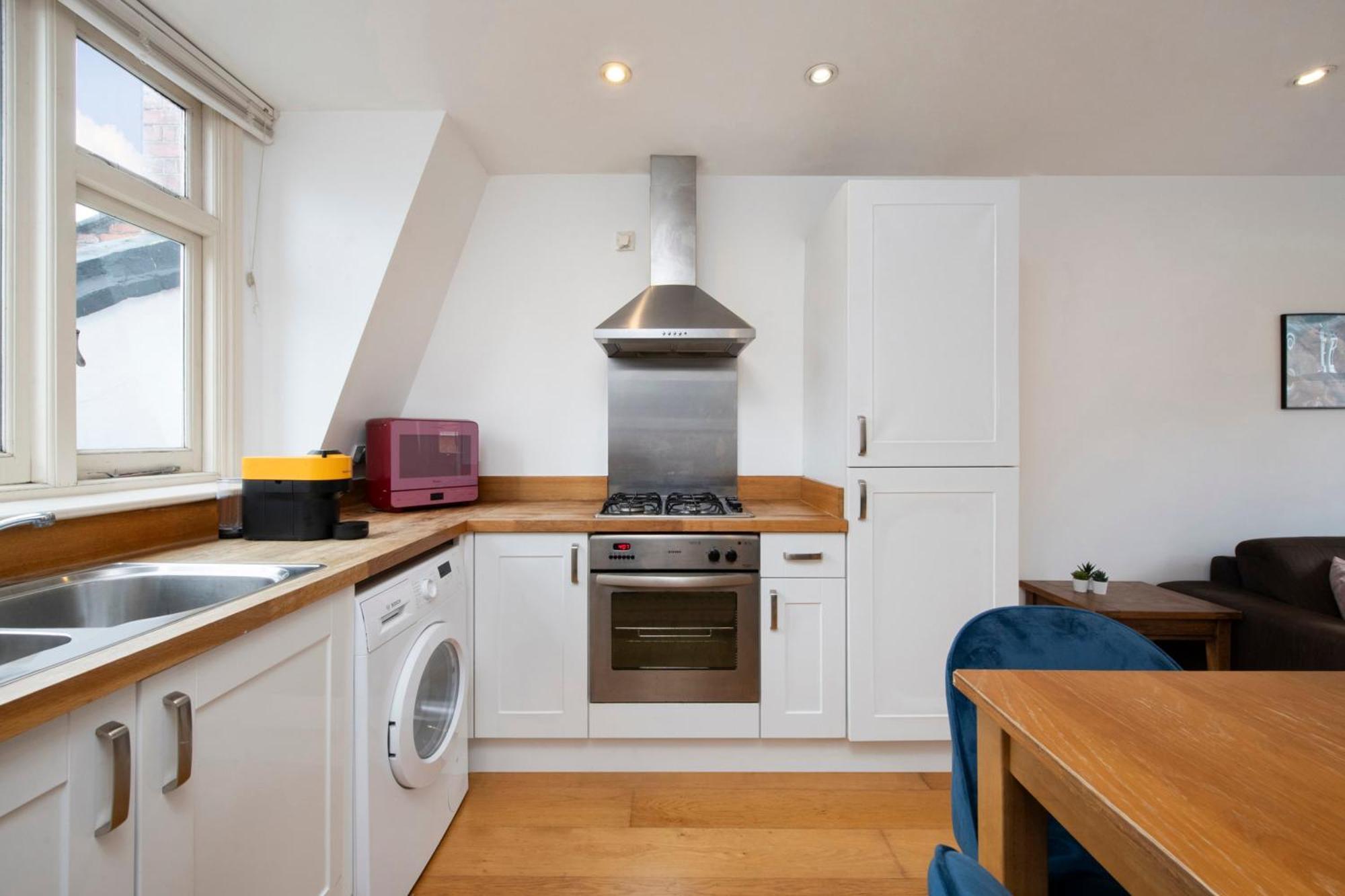 The Hideaway - Oxford Circus - By Frankie Says Apartment London Exterior photo